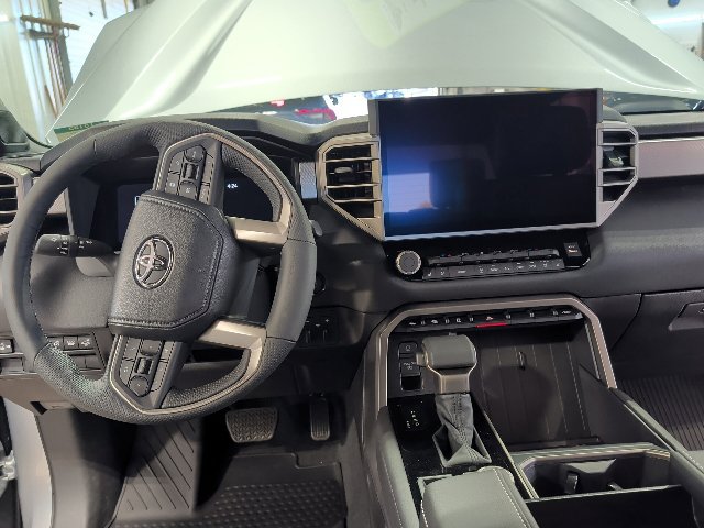 New 2026 Toyota Tundra Limited AWD/4WD image 21