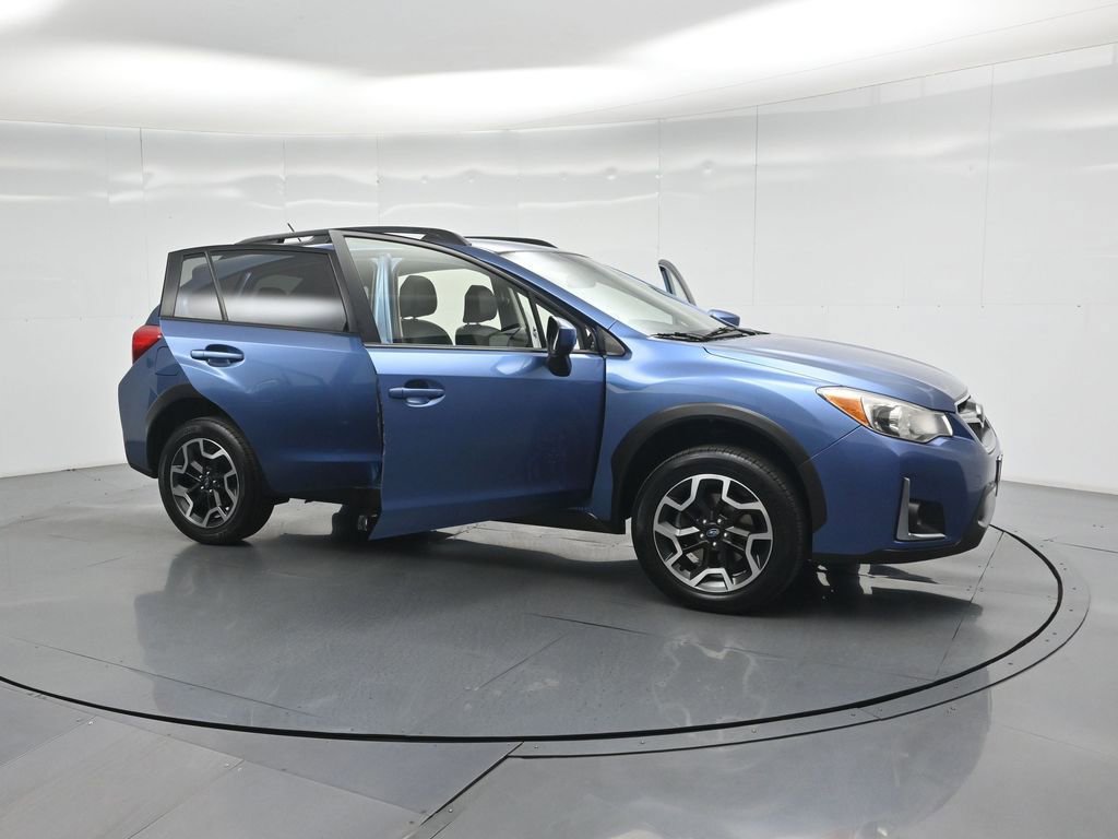 Used 2017 Subaru Crosstrek 2.0i Premium image 27