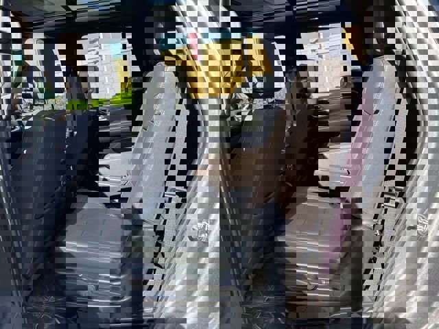 Used 2024 Chevrolet Tahoe Z71 w/ Luxury Package image 9