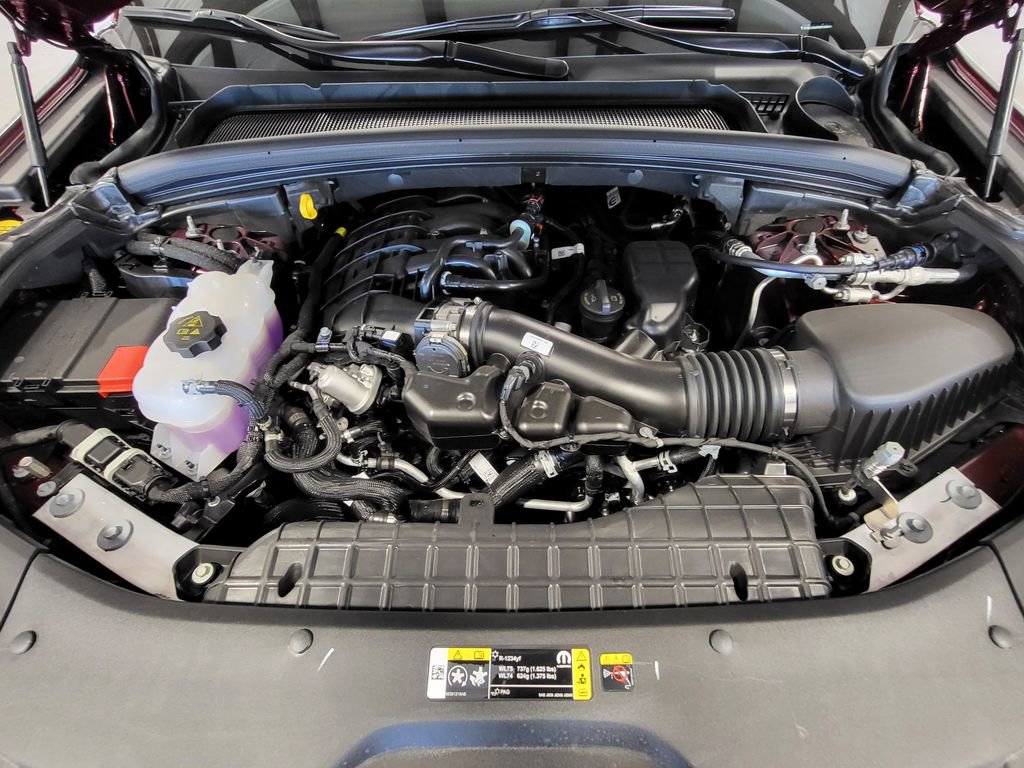 New 2025 Jeep Grand Cherokee Altitude RWD image 9