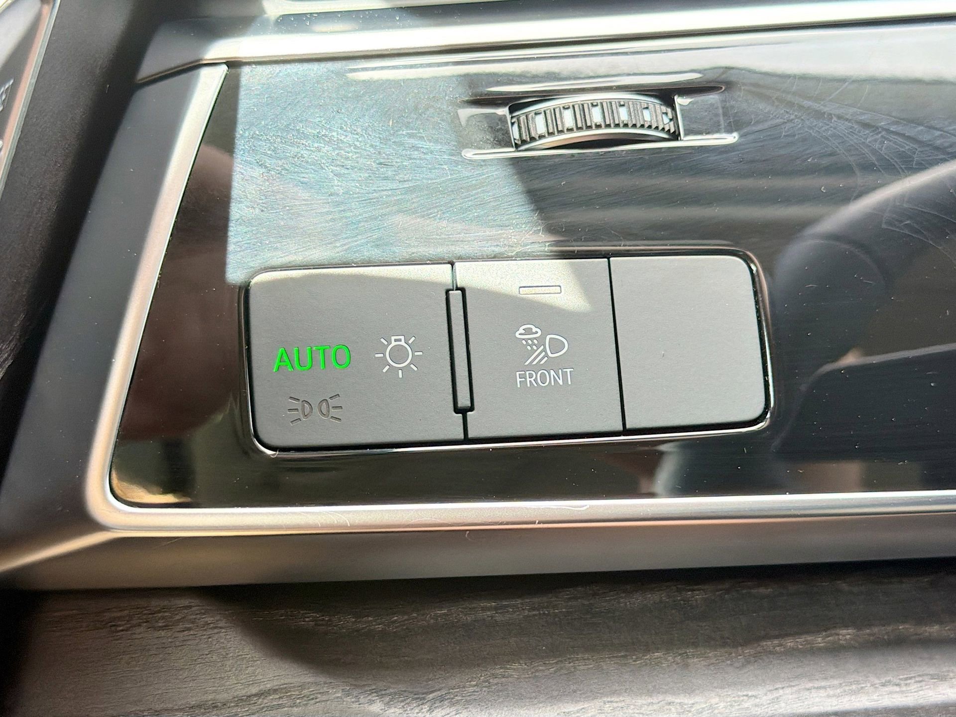 Used 2025 Audi Q7 3.0T Premium image 39