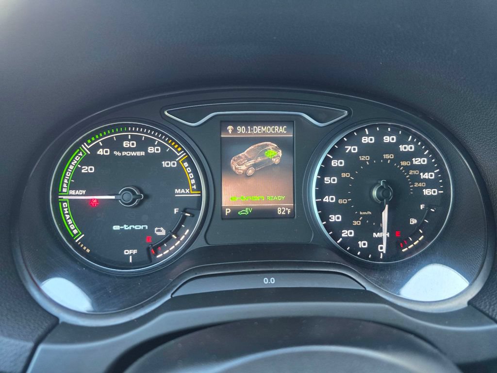 Used 2017 Audi A3 e-tron Premium FWD image 19