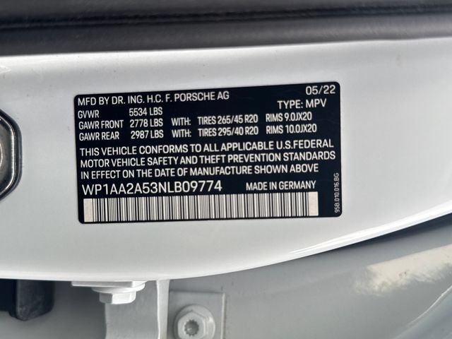 Used 2022 Porsche Macan AWD/4WD image 32