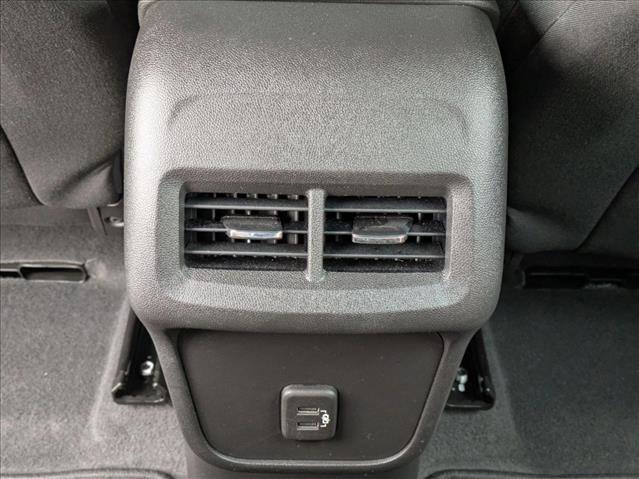 Used 2021 Chevrolet Equinox LS image 16