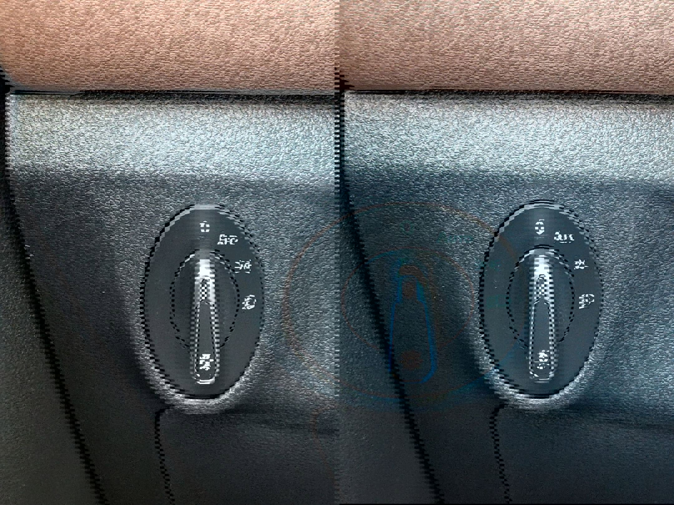 New 2026 Volkswagen Jetta SEL image 17