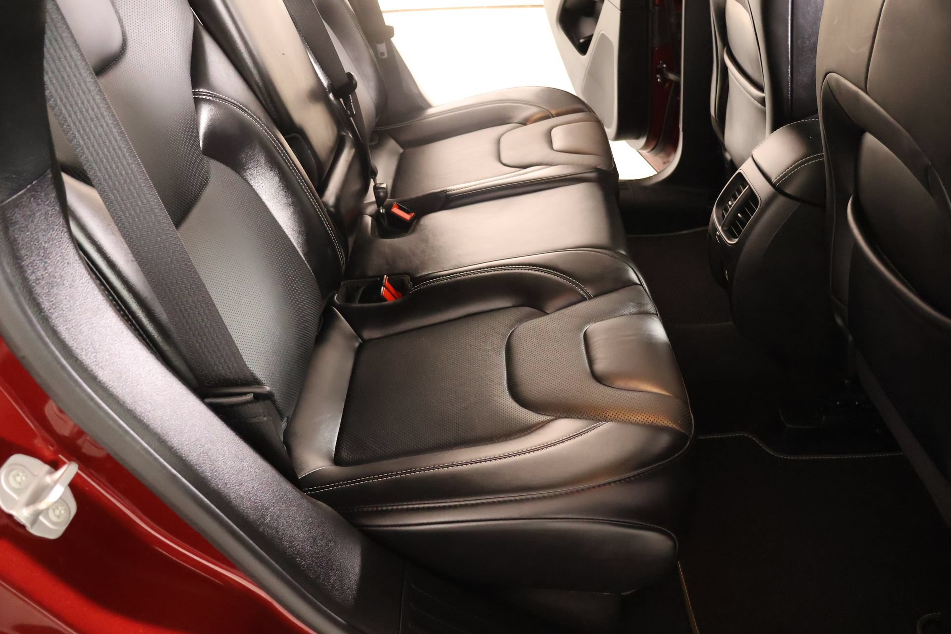 Used 2021 Jeep Cherokee Latitude Lux 80th Anniv w/ Quick Order Package 2YU 80th FWD image 14
