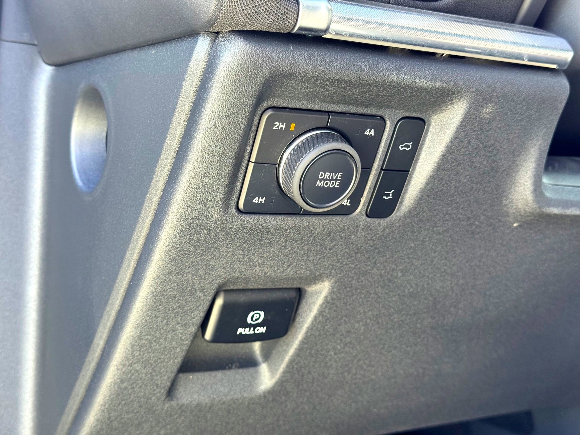 Used 2025 Ford Expedition Platinum AWD/4WD image 15