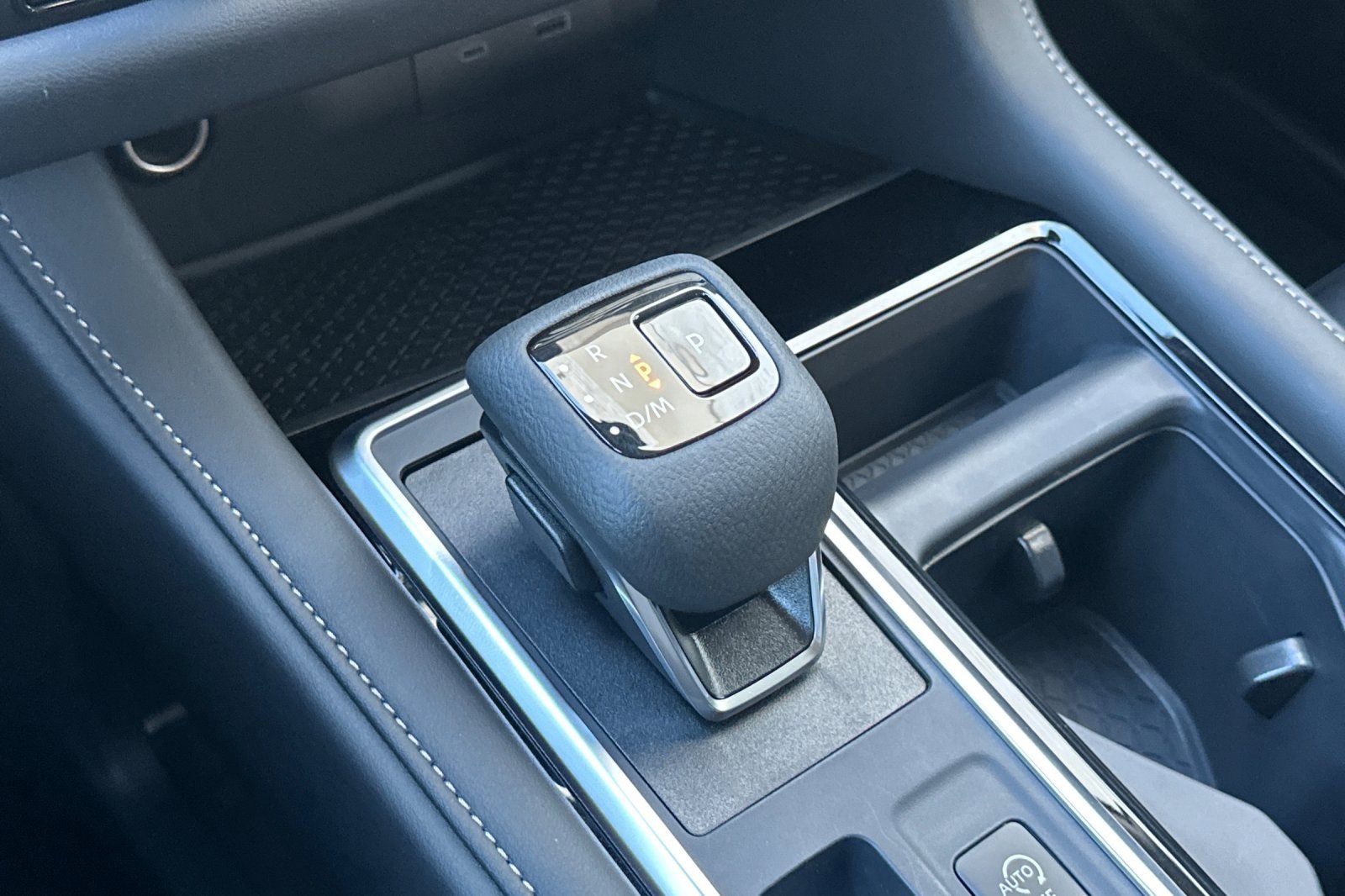 New 2025 Nissan Pathfinder SV image 19