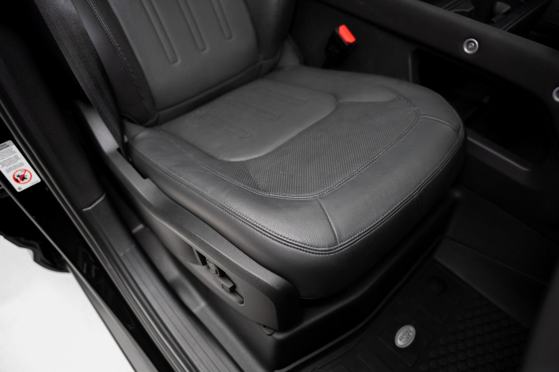 Used 2022 Land Rover Defender 110 SE image 62