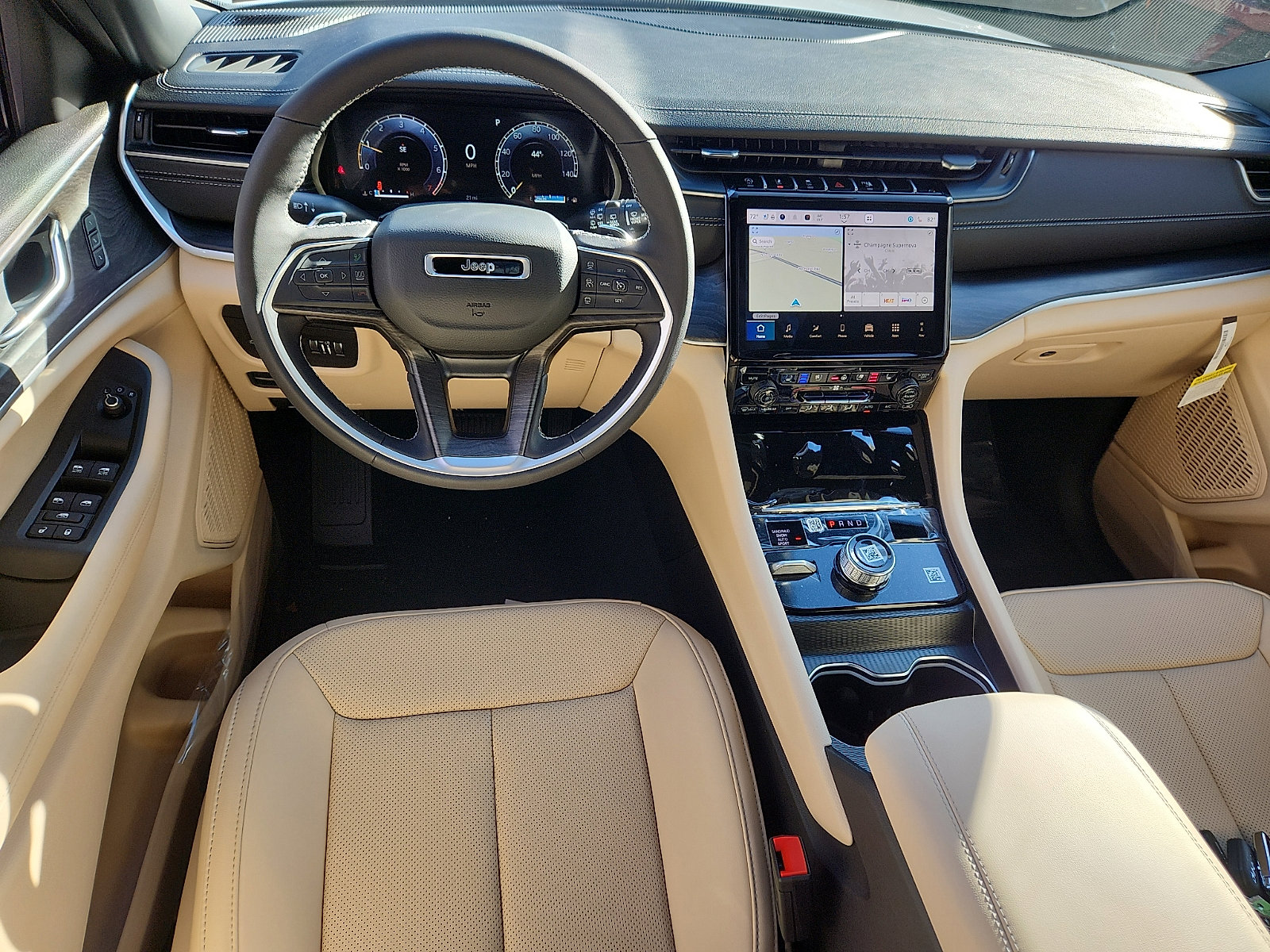 New 2025 Jeep Grand Cherokee L Limited w/ Luxury Tech Group II image 9