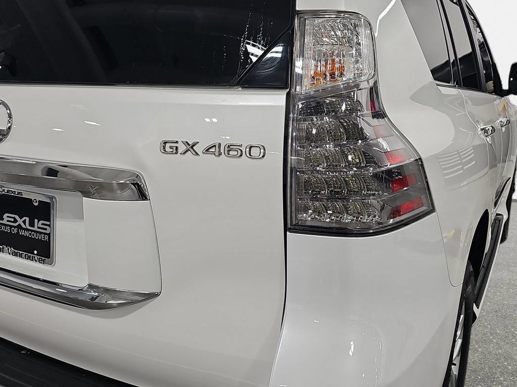 Used 2019 Lexus GX 460 Premium w/ Premium Package AWD/4WD image 35