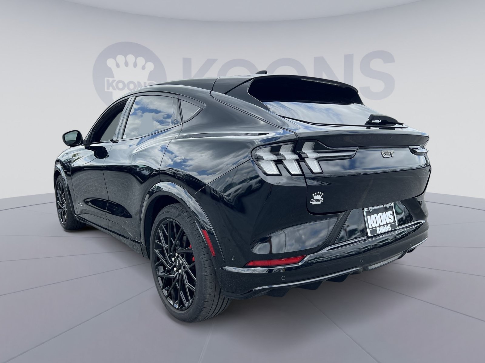 Certified 2023 Ford Mustang Mach-E GT w/ GT Performance Edition AWD/4WD image 4