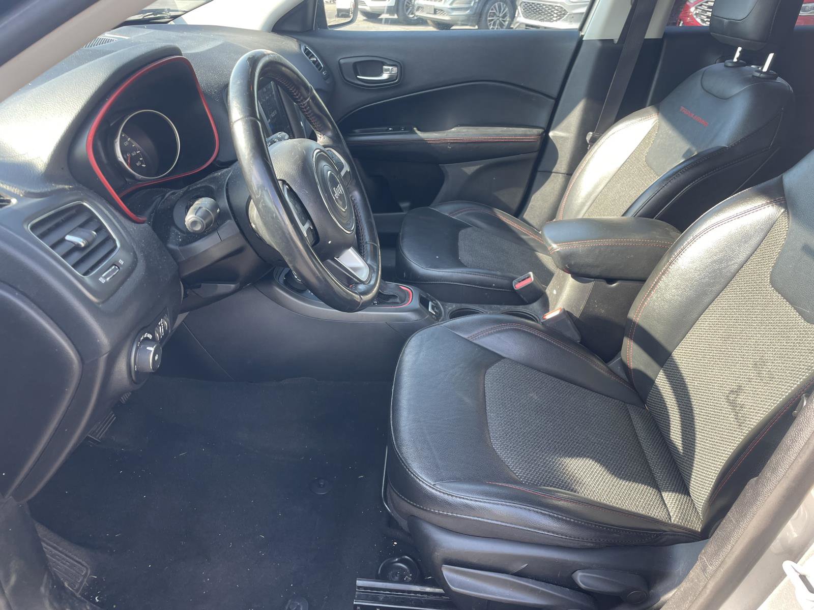 Used 2020 Jeep Compass Trailhawk image 5