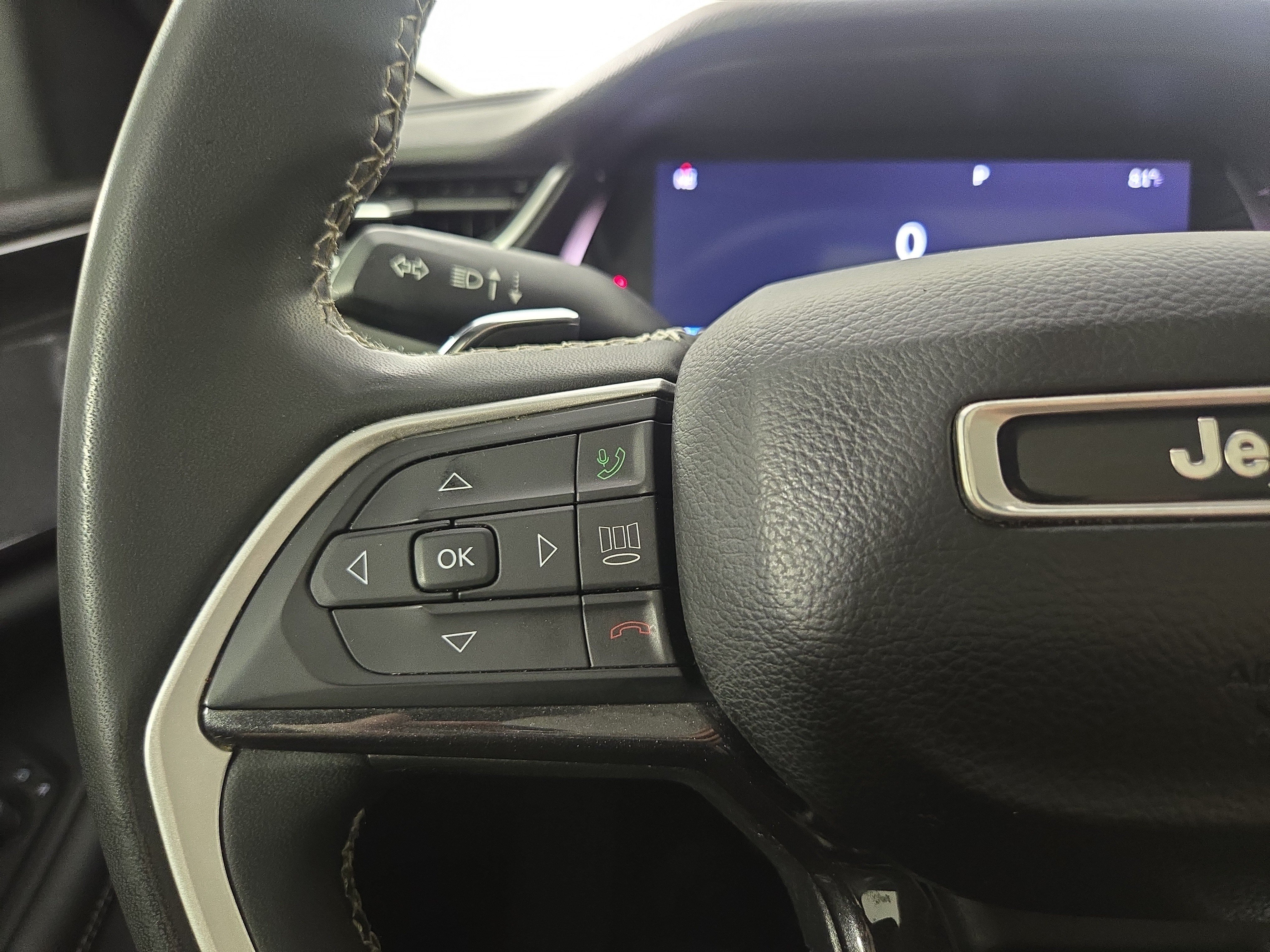 Certified 2023 Jeep Grand Cherokee L Laredo AWD/4WD image 17