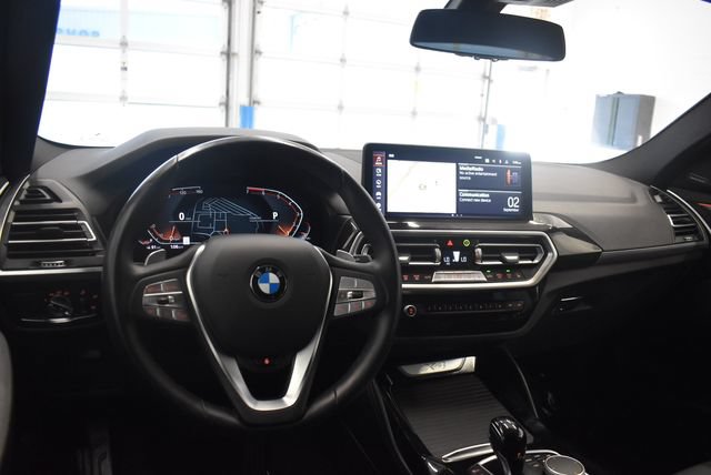 Used 2025 BMW X4 xDrive30i w/ Premium Package AWD/4WD image 23