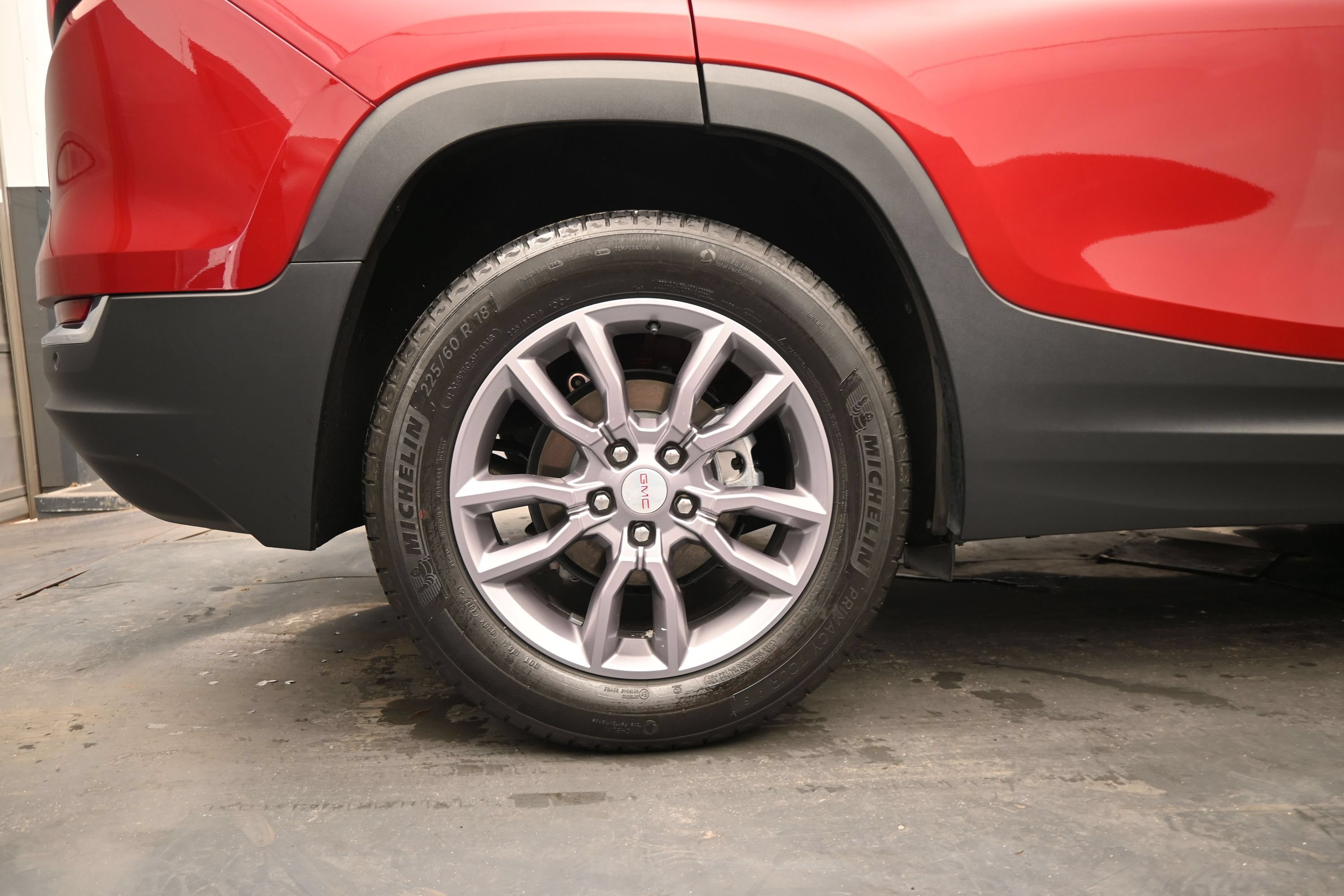 Used 2023 GMC Terrain SLT w/ Tech Package FWD image 11