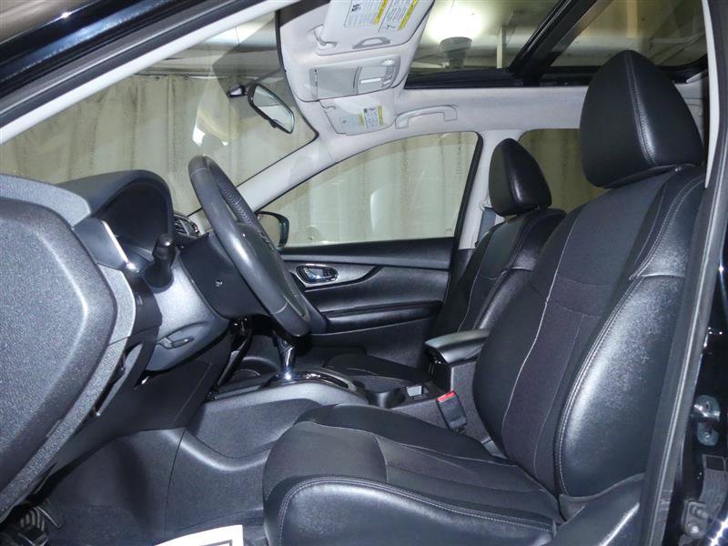 Used 2015 Nissan Rogue SL w/ SL Premium Package AWD/4WD image 22