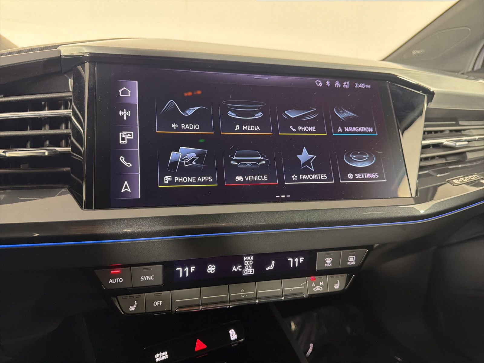 Used 2023 Audi Q4 e-tron Prestige w/ Black Optic Package image 19