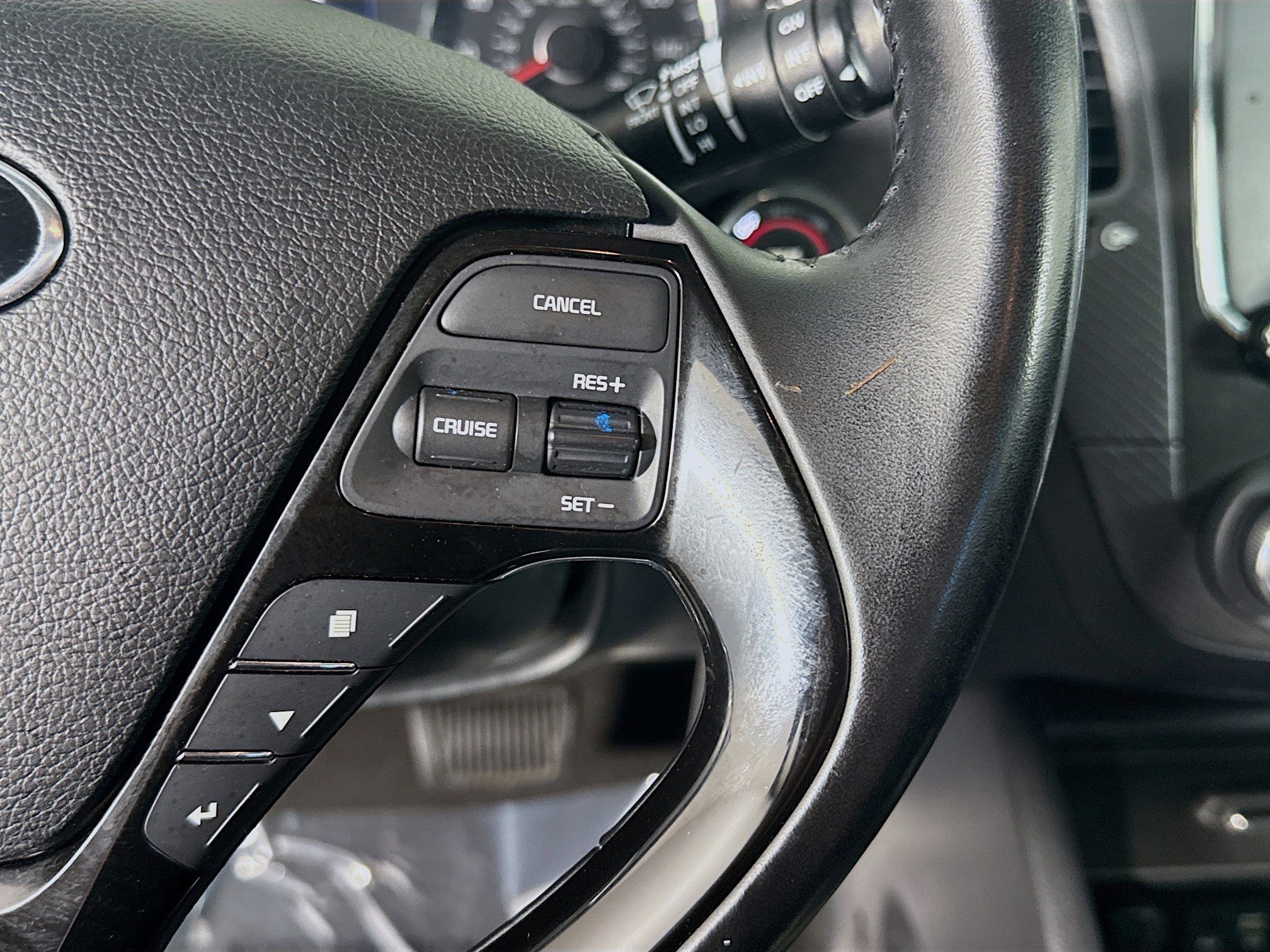 Used 2017 Kia Forte EX image 15