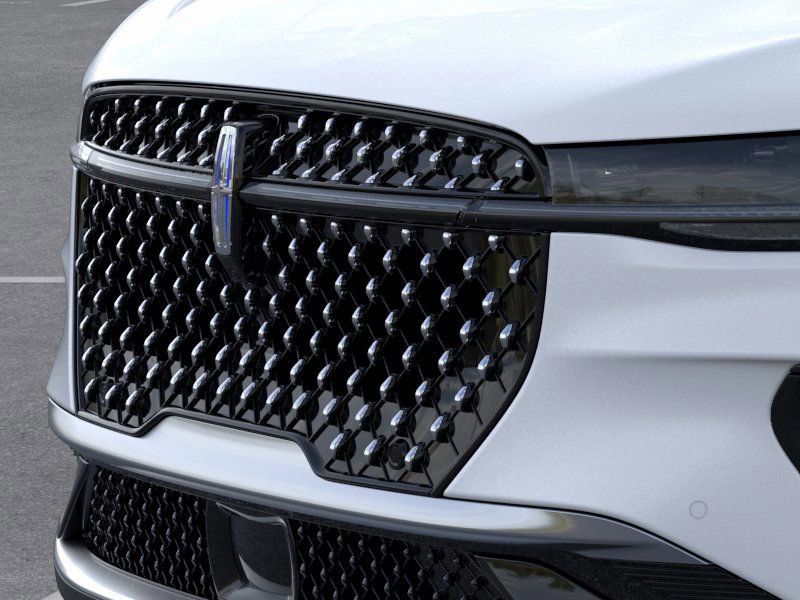New 2026 Lincoln Nautilus Premier image 17