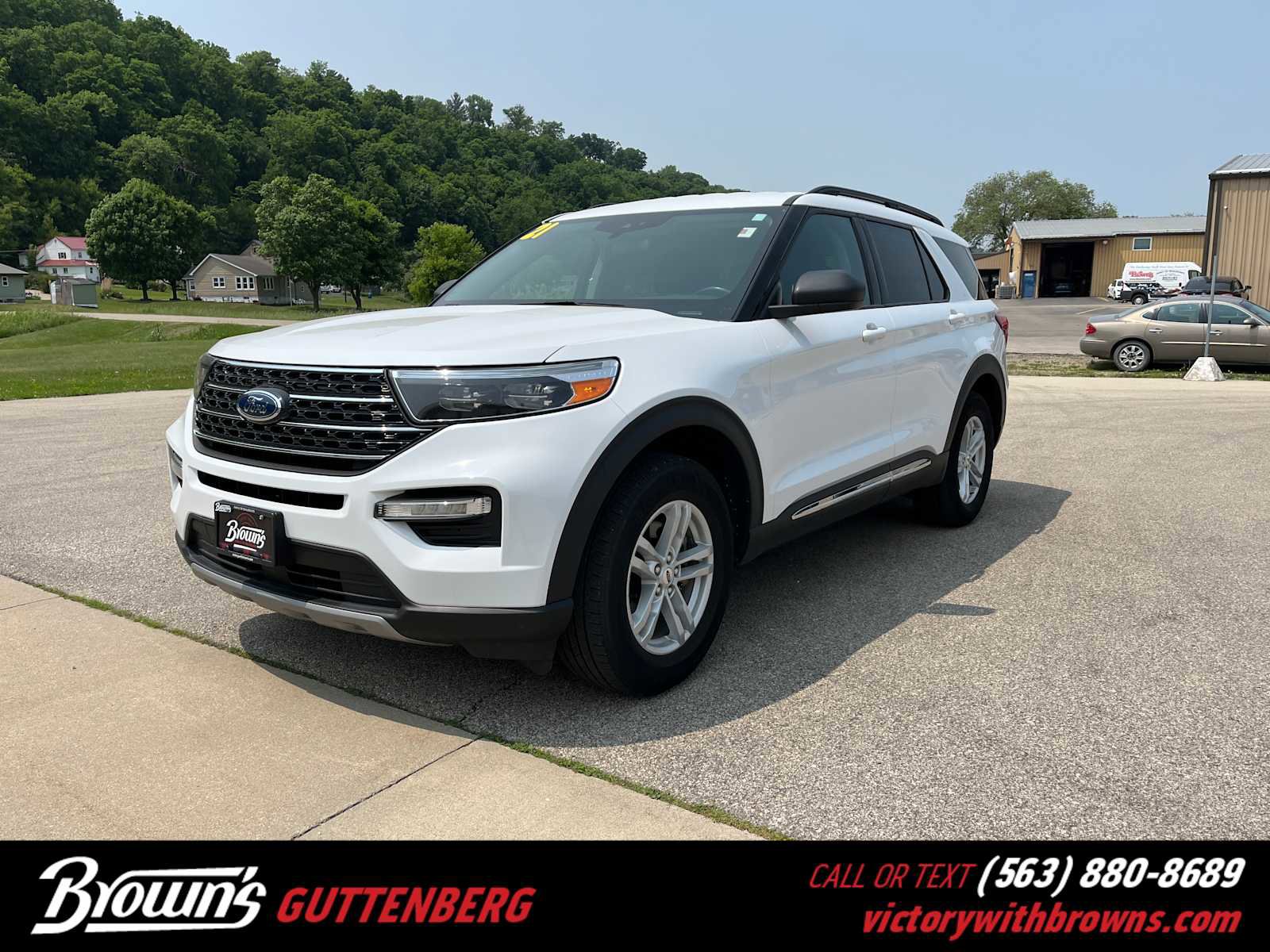 Used 2021 Ford Explorer XLT w/ Equipment Group 202A image 1