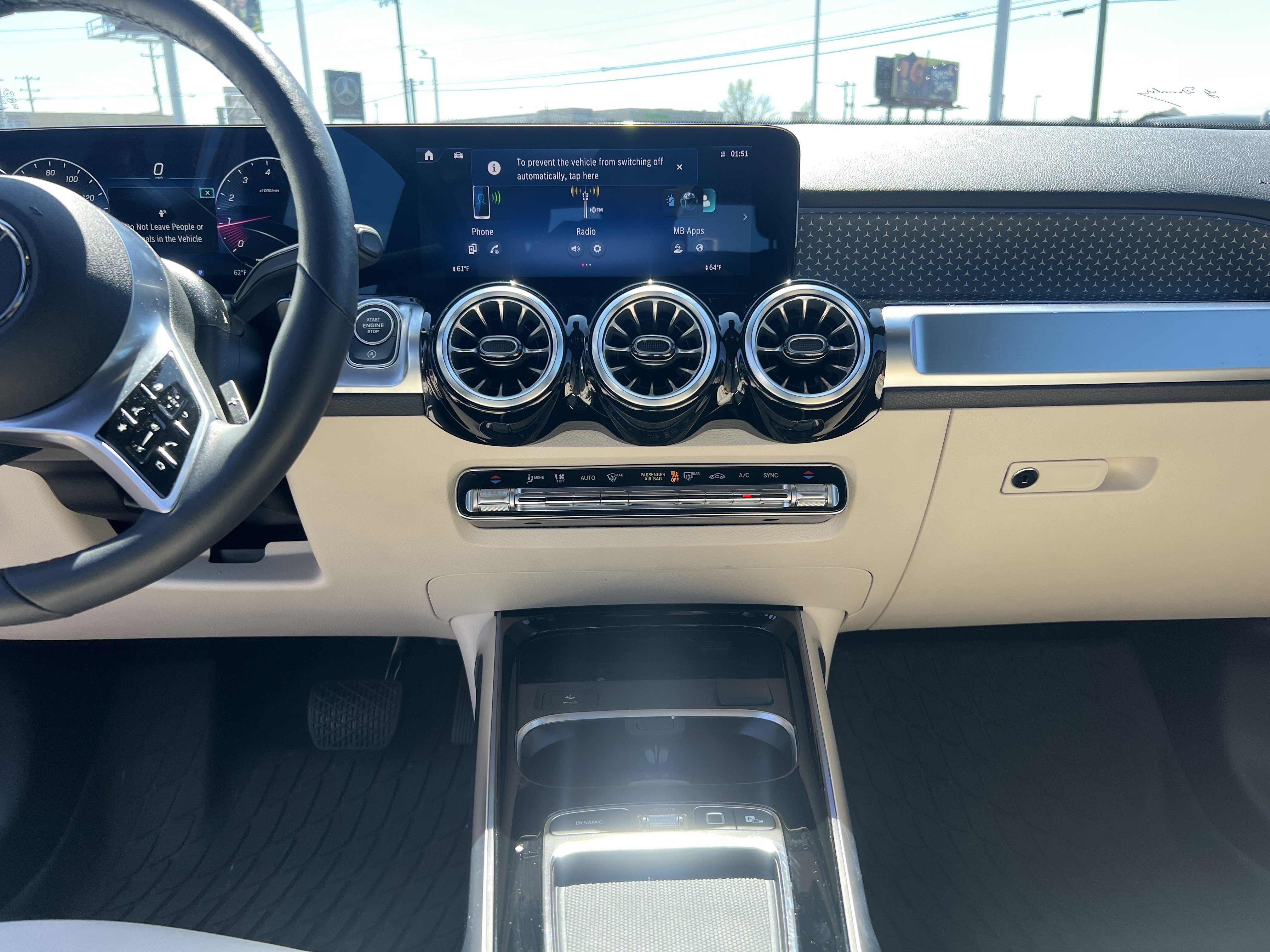 Used 2025 Mercedes-Benz GLB 250 250 image 31