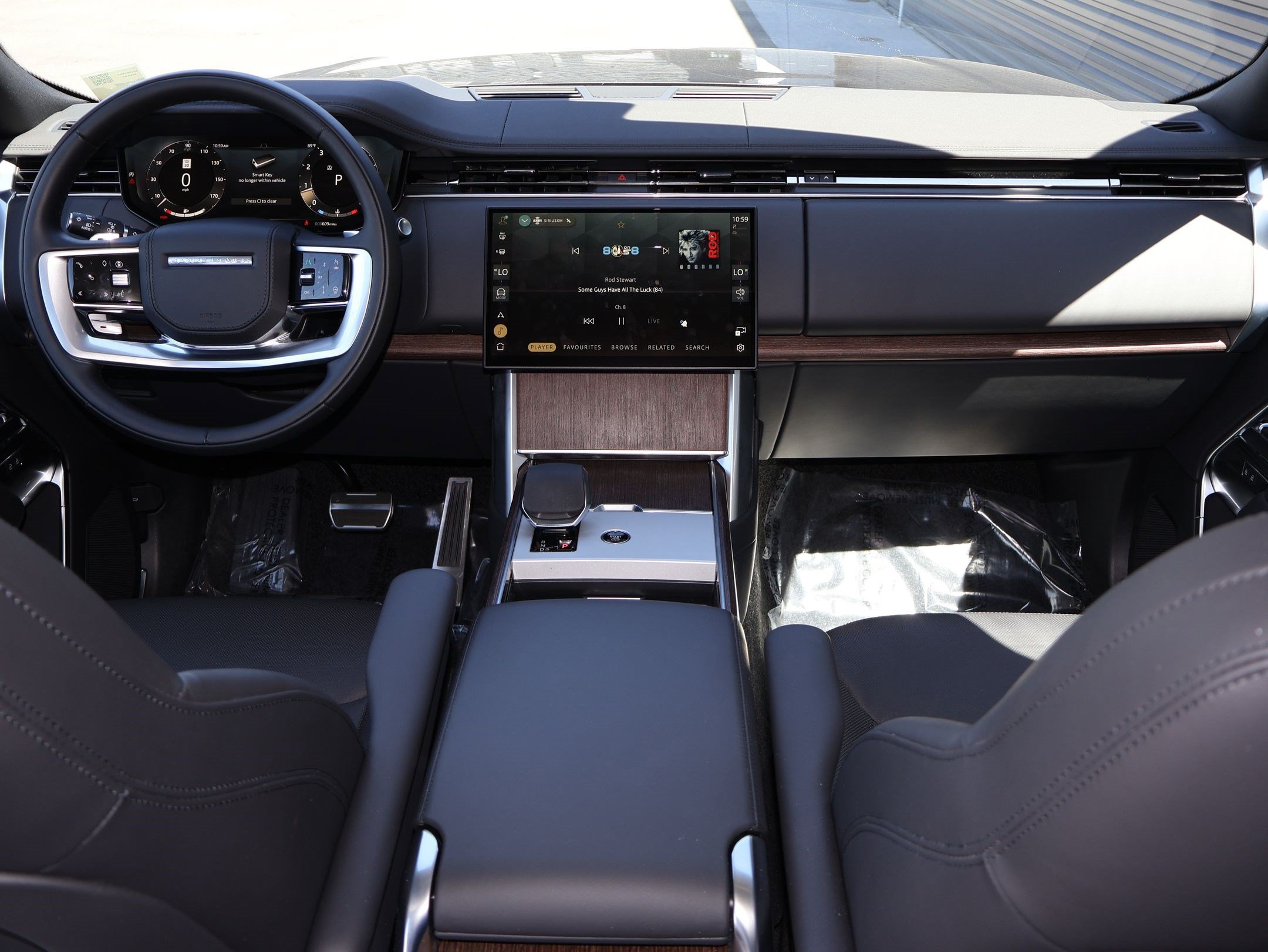 Used 2025 Land Rover Range Rover SE AWD/4WD image 30