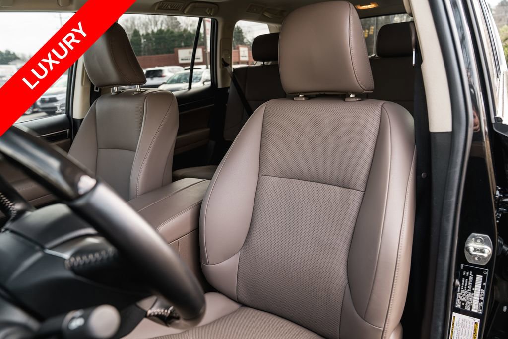 Used 2023 Lexus GX 460 Premium AWD/4WD image 26