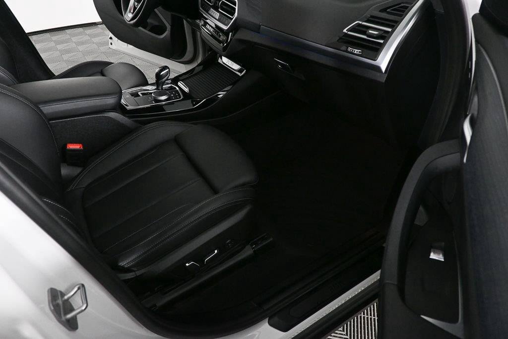 Used 2024 BMW X3 sDrive30i RWD image 21