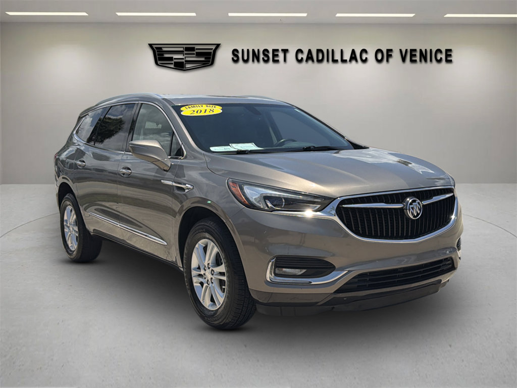 Used 2018 Buick Enclave Essence FWD image 1