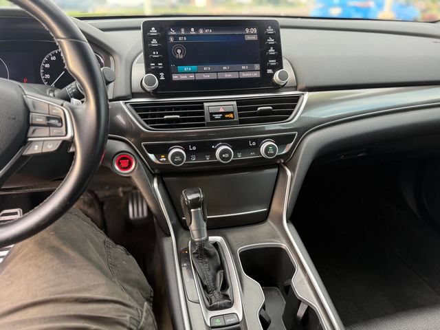 Used 2018 Honda Accord Sport image 37