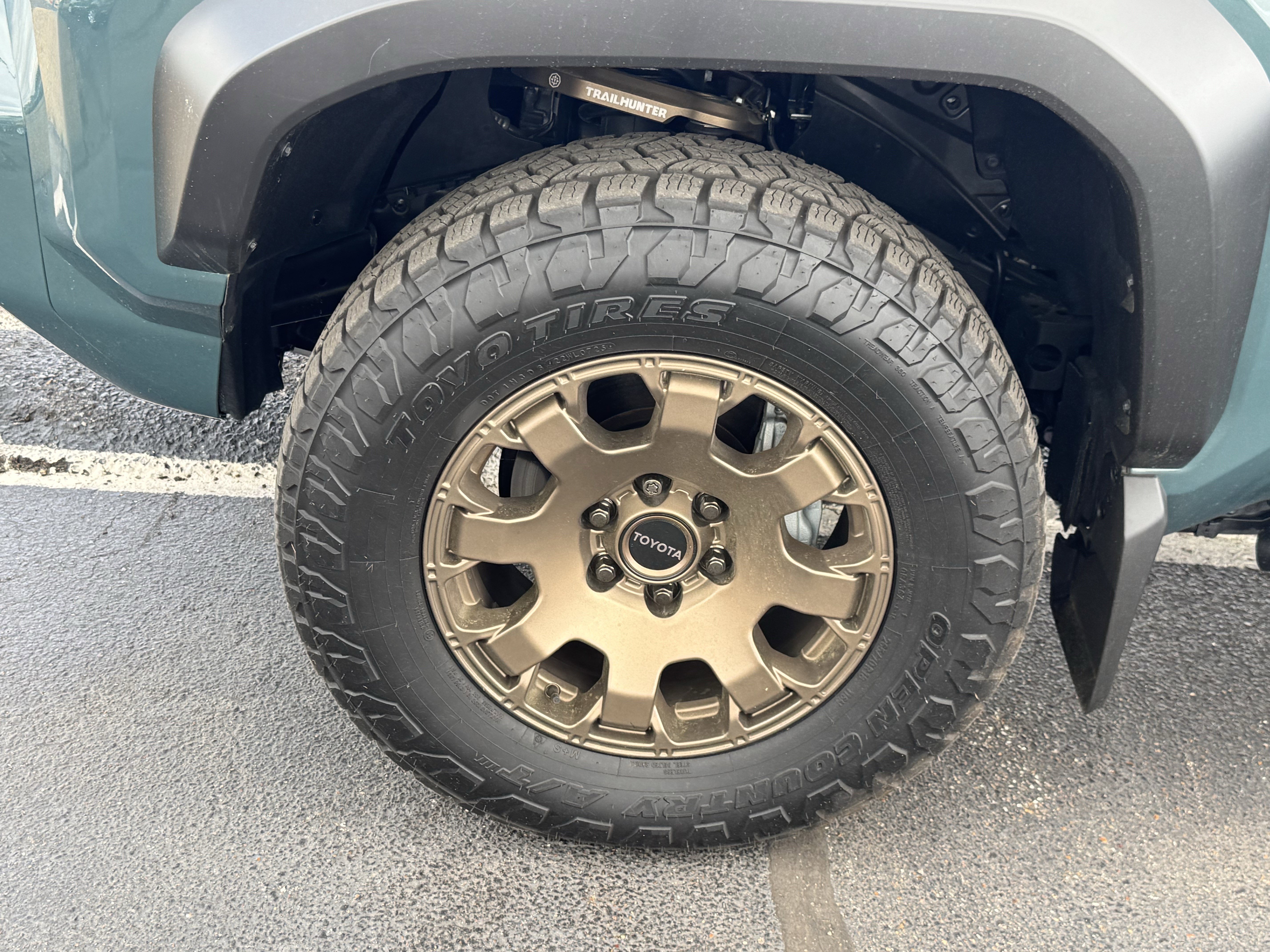 Used 2025 Toyota 4Runner Trailhunter image 9