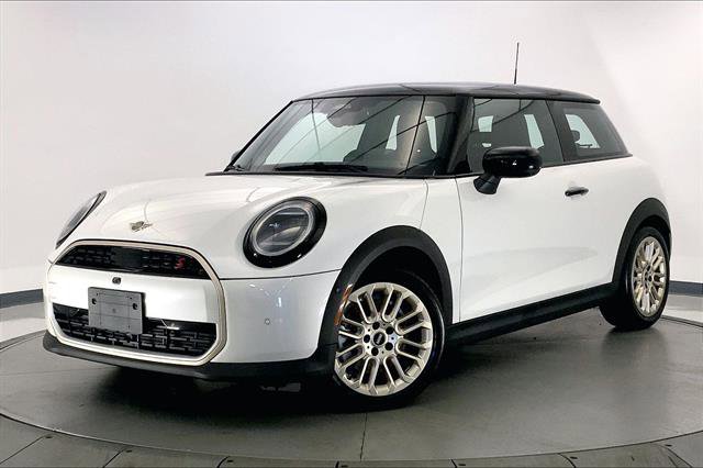 Used 2025 MINI Cooper S image 11