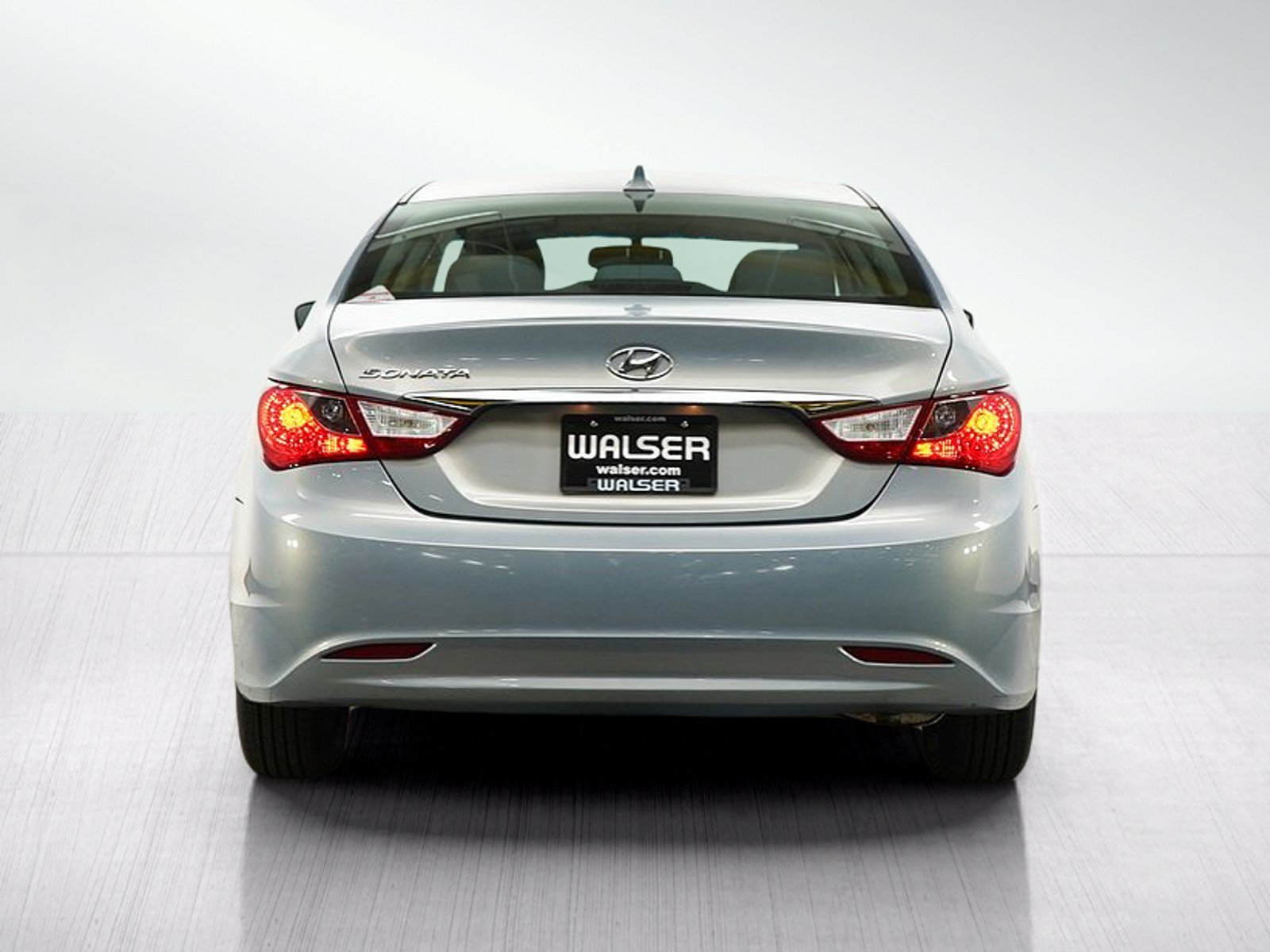 Used 2011 Hyundai Sonata GLS FWD image 4