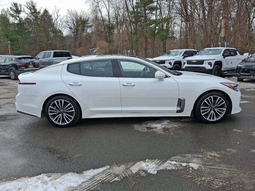 Used 2018 Kia Stinger Premium w/ Paint Protection Package image 8