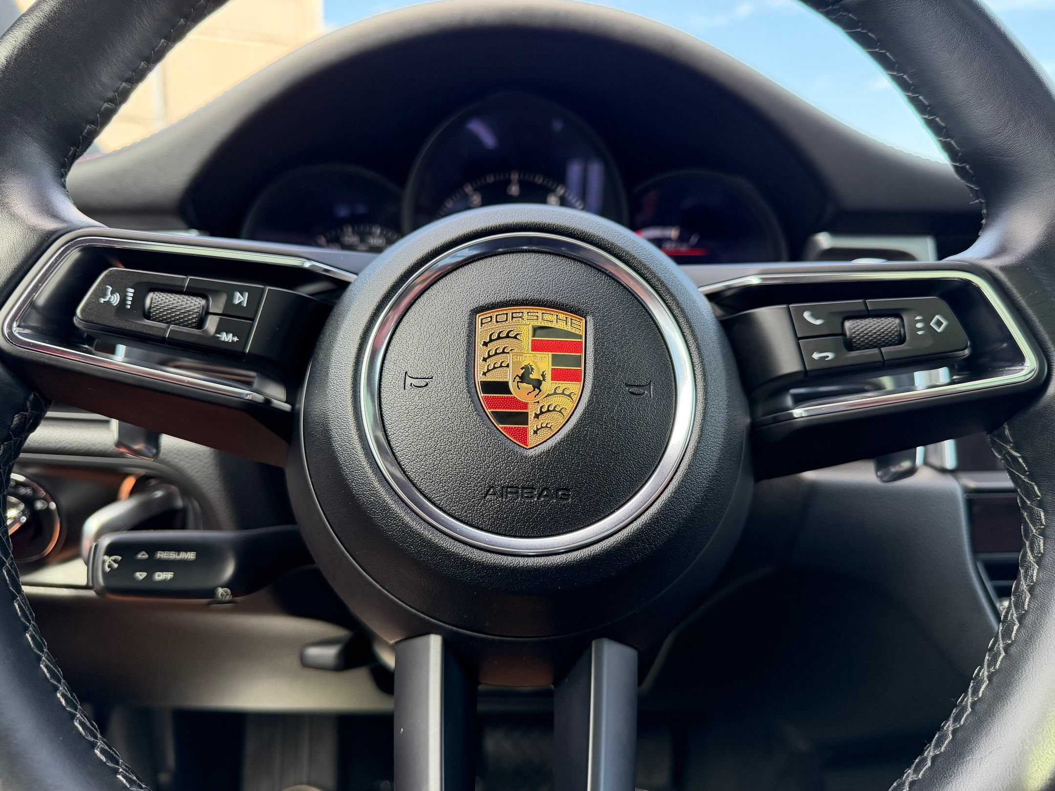 Certified 2022 Porsche Macan GTS w/ Premium Package Plus AWD/4WD image 11