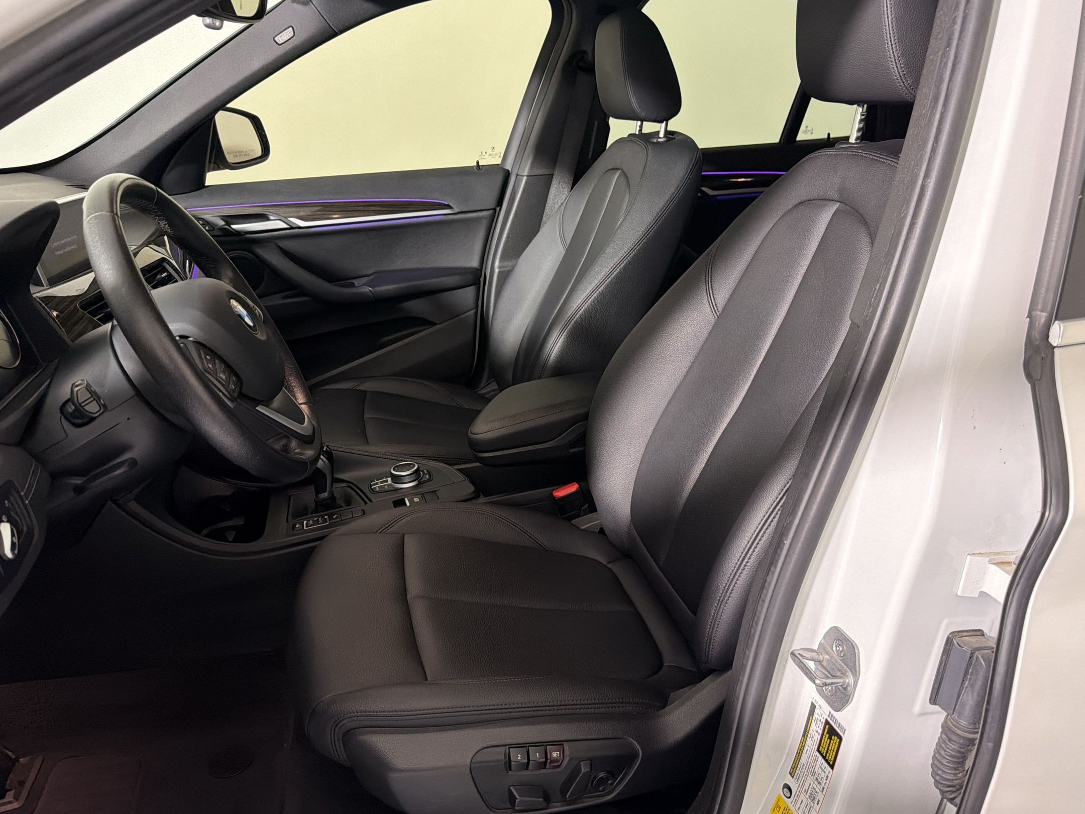 Used 2020 BMW X1 sDrive28i w/ Premium Package FWD image 5