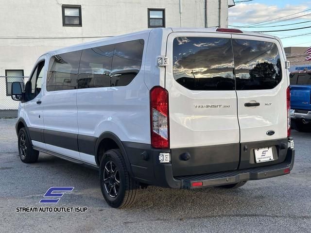 Used 2017 Ford Transit 350 XLT image 8