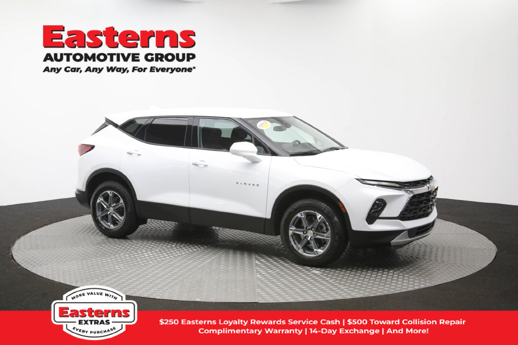 Used 2025 Chevrolet Blazer LT FWD image 49