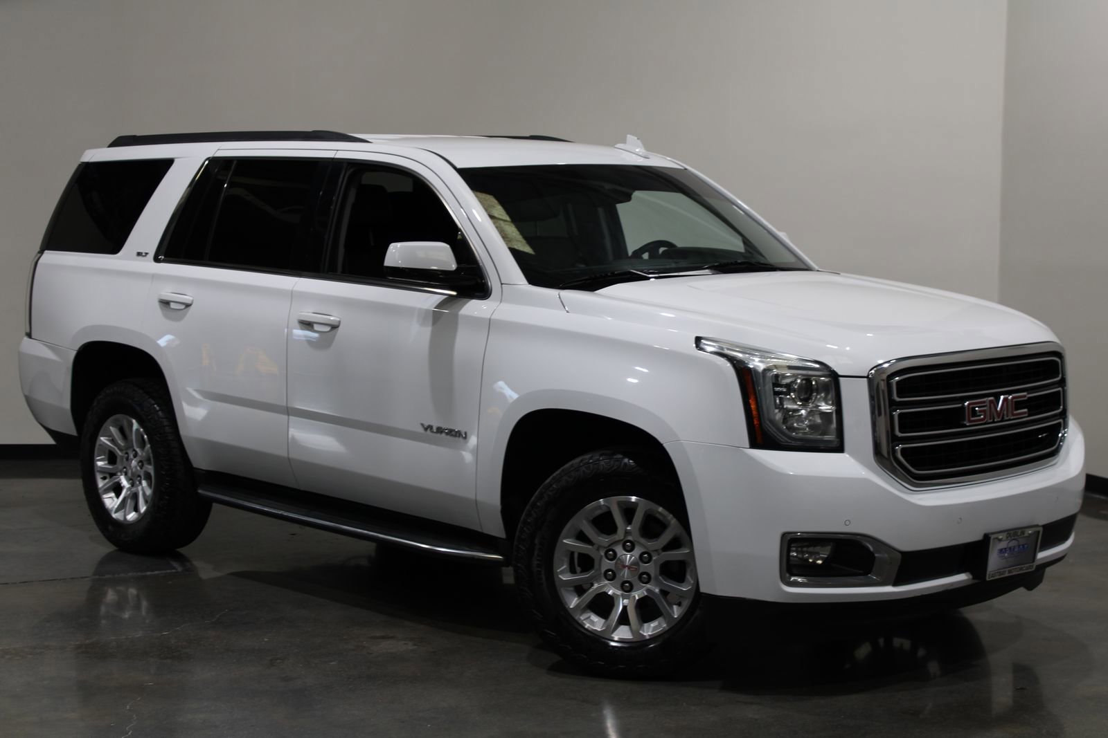 Used 2019 GMC Yukon SLT image 3