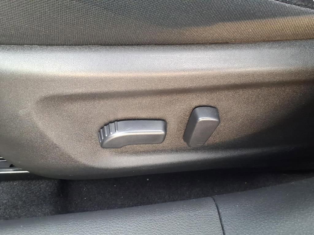 Used 2024 Nissan Altima 2.5 SV image 12