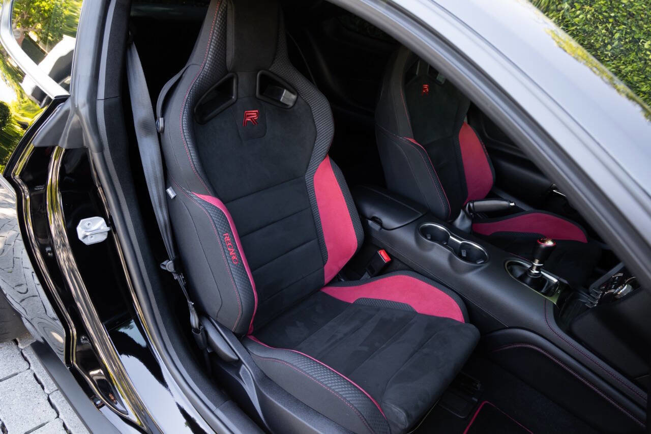 Used 2019 Ford Mustang Shelby GT350R w/ GT350R Equipment Group 920A image 81