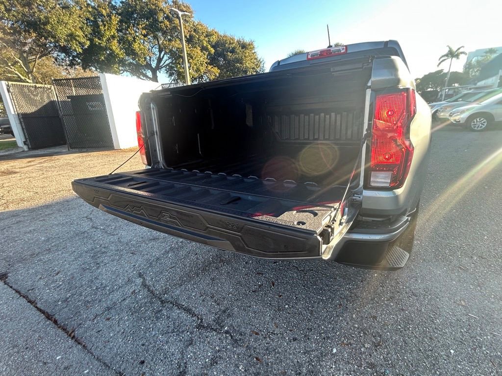 Used 2023 Chevrolet Colorado LT w/ LT Convenience Package II image 31