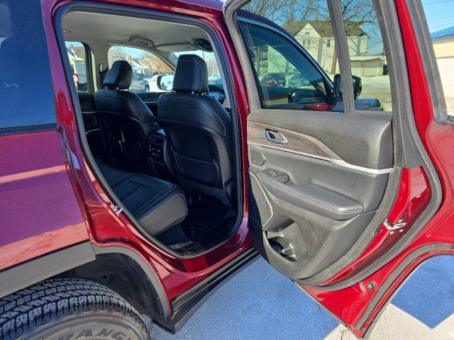 Used 2022 Jeep Grand Cherokee Limited image 37