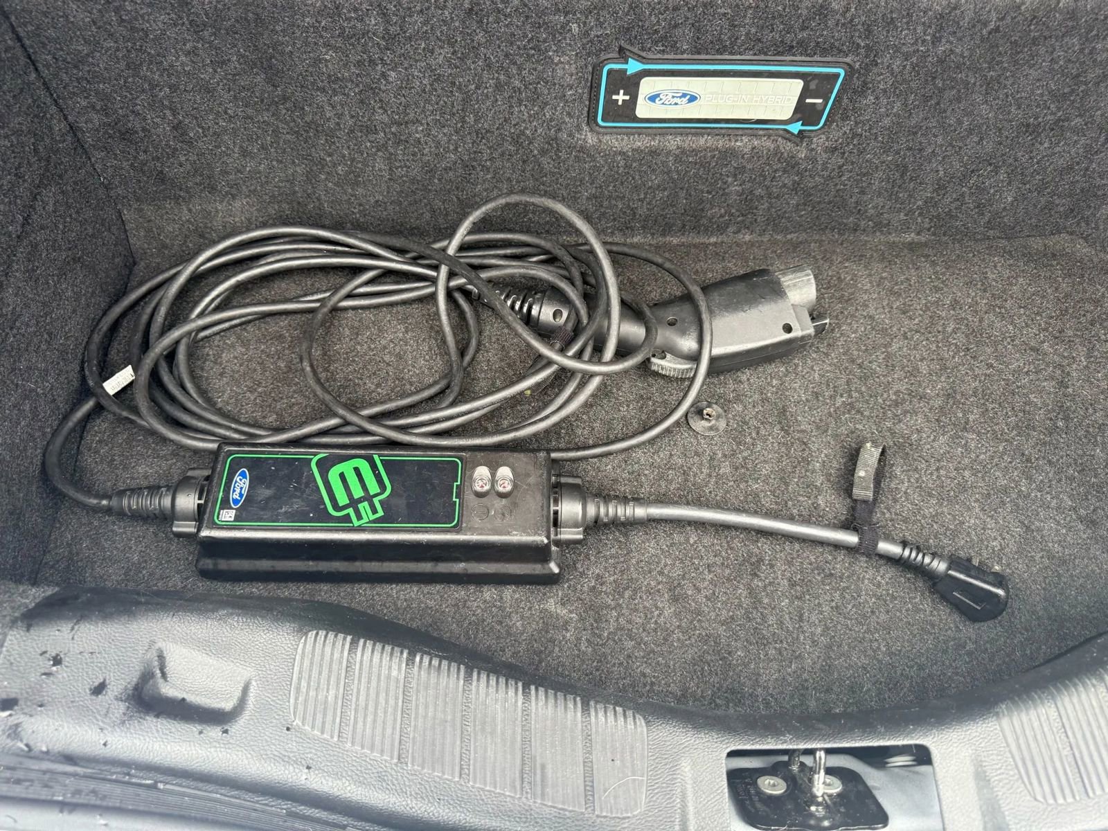 Used 2019 Ford Fusion Energi Titanium image 39