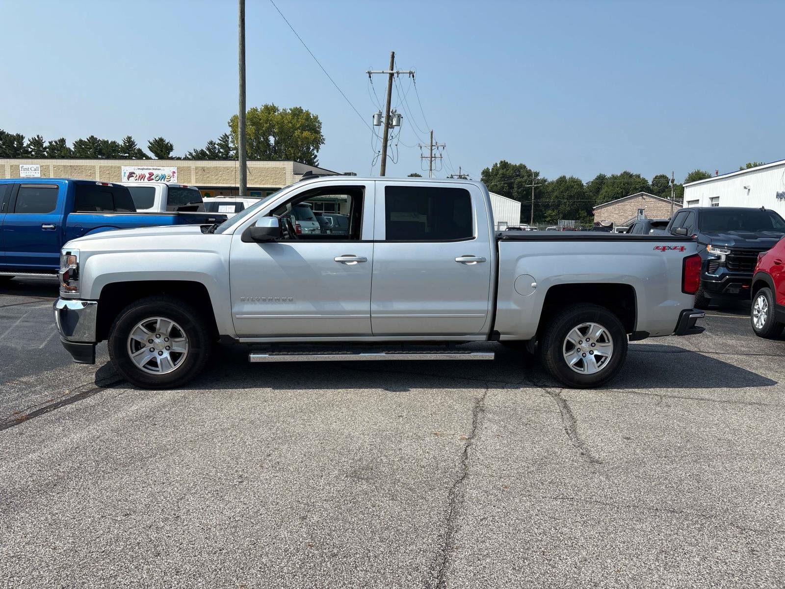 Used 2016 Chevrolet Silverado 1500 LT w/ All Star Edition AWD/4WD image 2