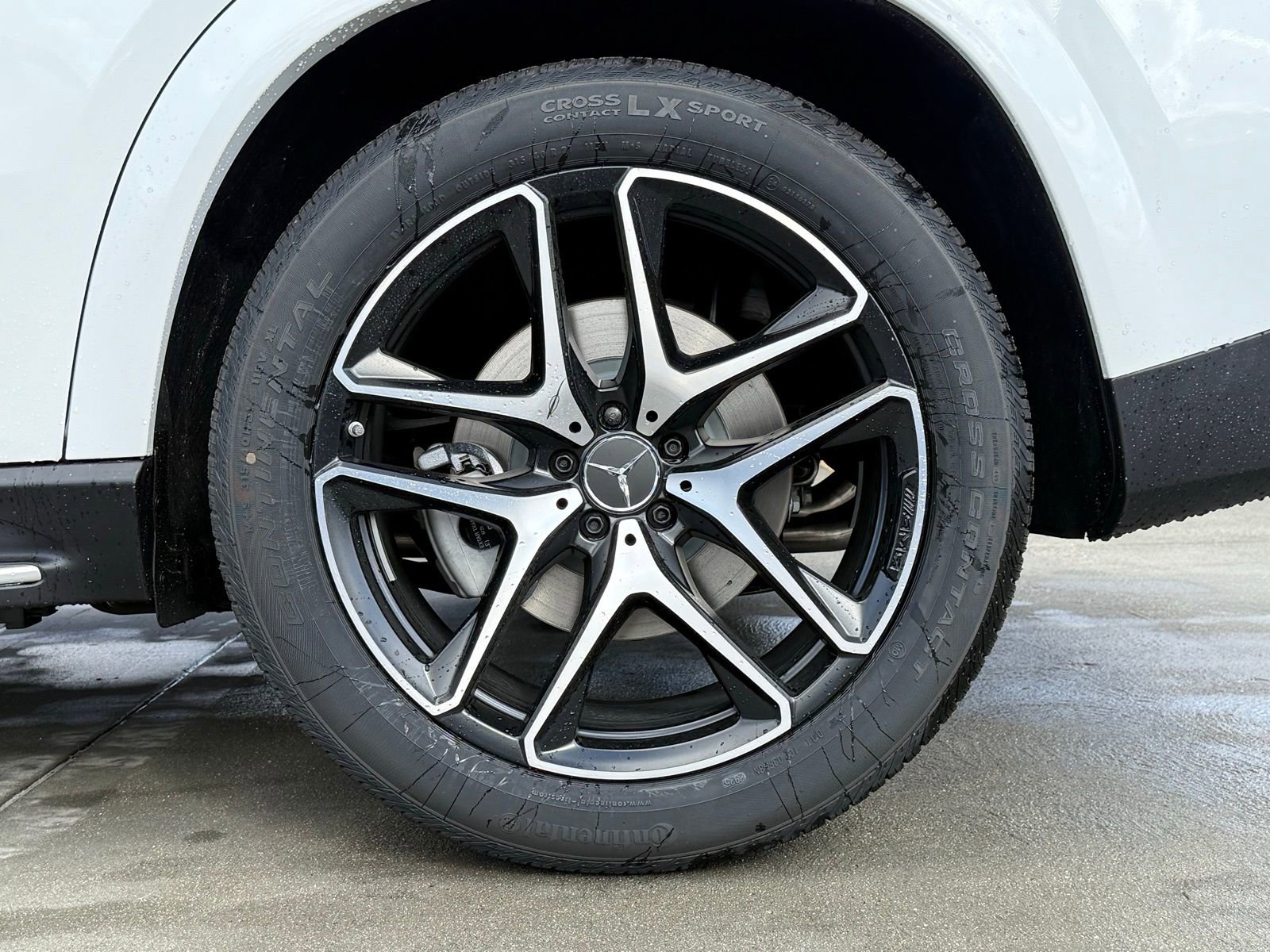 New 2026 Mercedes-Benz GLE 53 AMG 4MATIC Coupe image 16