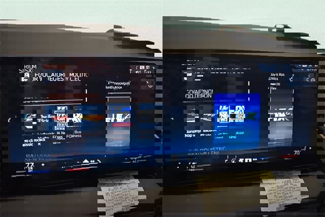 Used 2025 BMW X3 xDrive30i w/ Convenience Package image 11