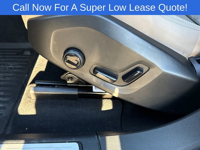Used 2026 Volvo XC60 B5 Plus w/ Protection Package Premier image 13