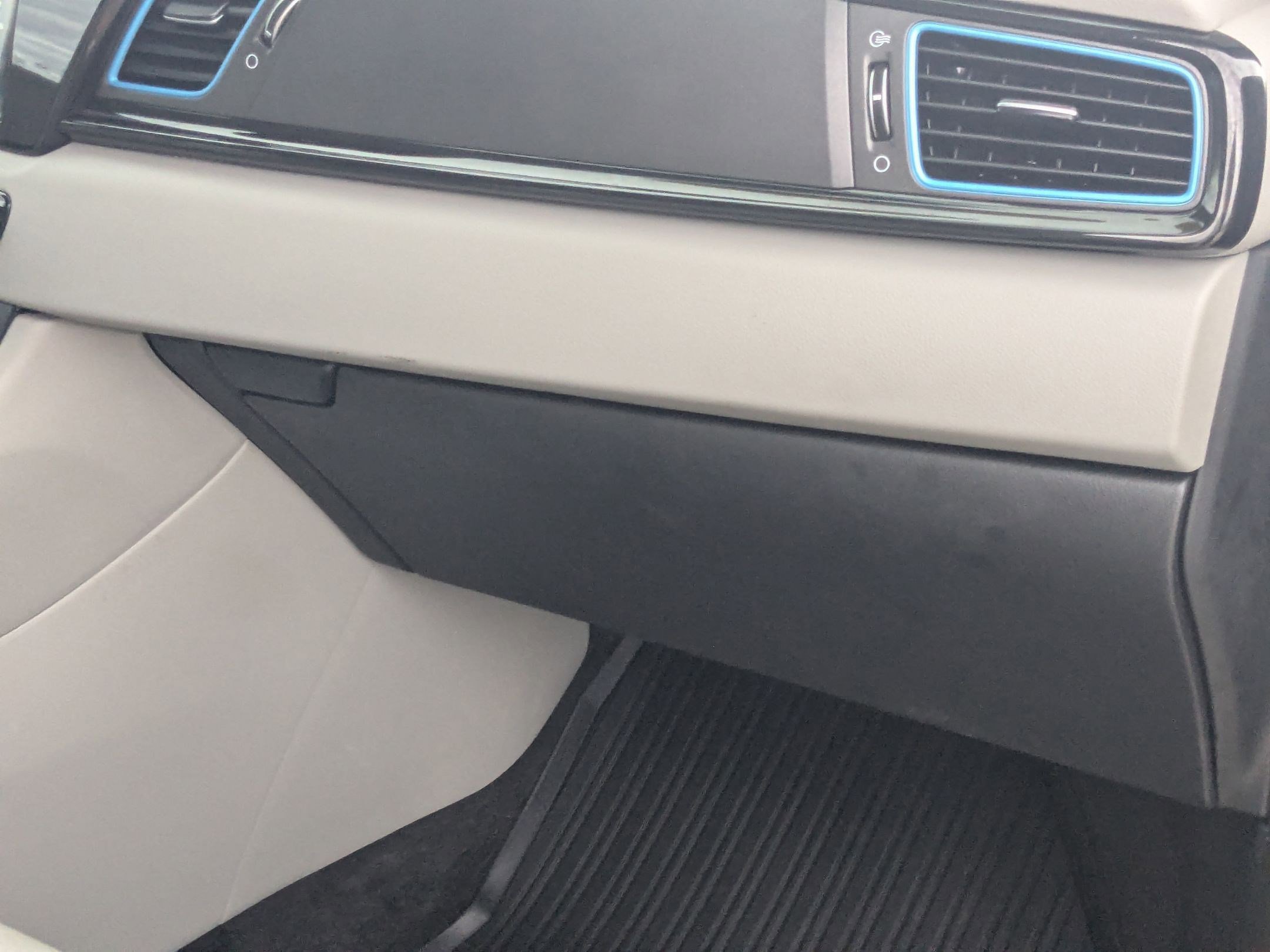 Used 2019 Kia Niro EX image 21